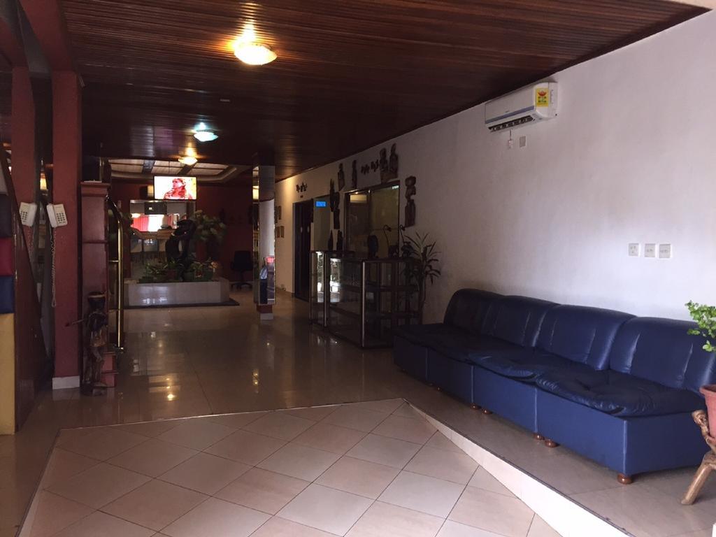 Sir Max Hotel Кумаси Екстериор снимка